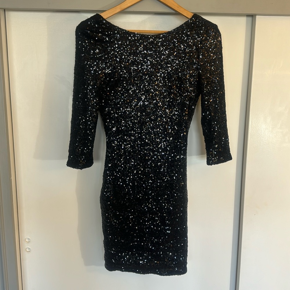 Black sequin backless dress